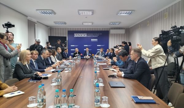 Chișinăul și Tiraspolul, noi înțelegeri privind școlile cu predare în grafia latină