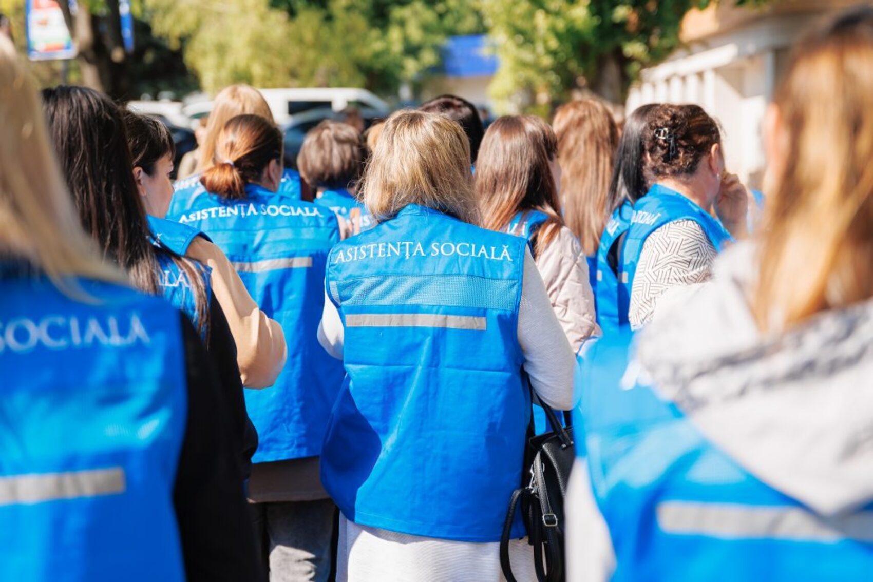Sporuri de până la două mii de lei pentru angajații din domeniul asistenței sociale: Ce schimbări se pregătesc