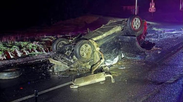 Accident cumplit în raionul Strășeni: o fetiță de 6 ani, în stare gravă după ce mașina a ajuns într-un canal