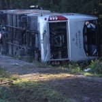 Un autocar plin cu turiști străini s-a răsturnat pe o autostradă din Germania. Doi morți și mai mulți grav răniți