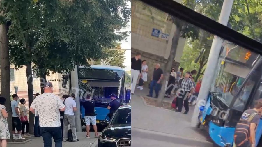VIDEO Accident violent pe strada Ion Creangă: Un autobuz a ajuns într-un stâlp electric