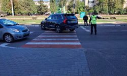 O femeie a fost lovită de un Volvo, la Soroca. A avut nevoie de îngrijiri medicale