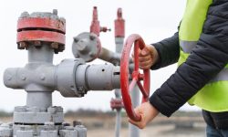 Arabia Saudită reia exporturile de petrol prin conducta strategică „Est-Vest”, care ocolește Strâmtoarea Ormuz