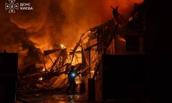 FOTO Atacuri masive în Ucraina: Trei oameni au murit în Zaporojie, iar Kievul a fost lovit