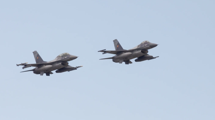 O dronă a intrat în spațiul aerian al României. Două avioane F-16, ridicate de la sol