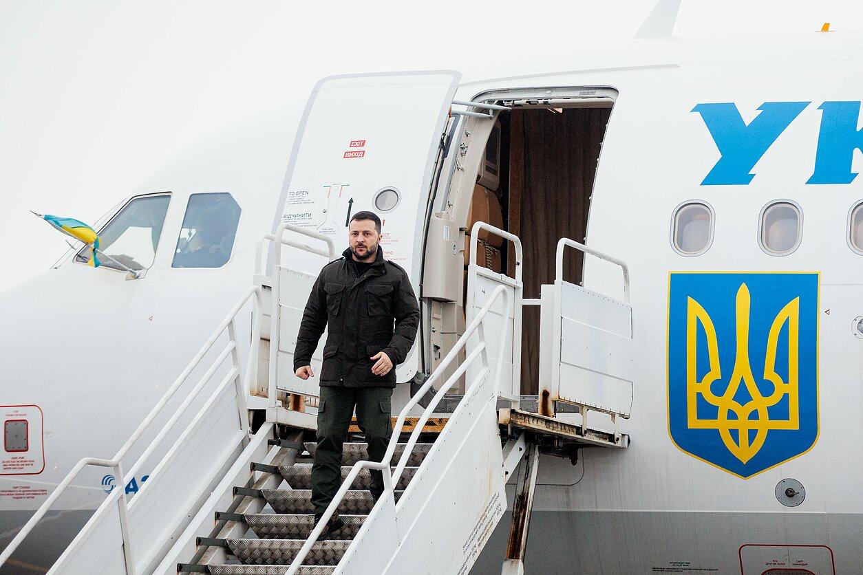 Avionul lui Zelenski, întârziat în Moldova. Premierul Norvegiei vorbește despre o dronă, Guvernul vine cu explicații