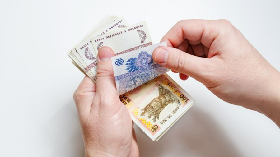 Până la patru mii de lei pentru bugetari: Parlamentul a votat în prima lectură modificarea Legii bugetului de stat