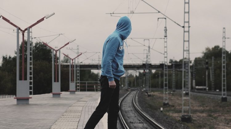 10 septembrie – Ziua mondială de prevenire a suicidului: 258 de cazuri, înregistrate în Moldova anul trecut
