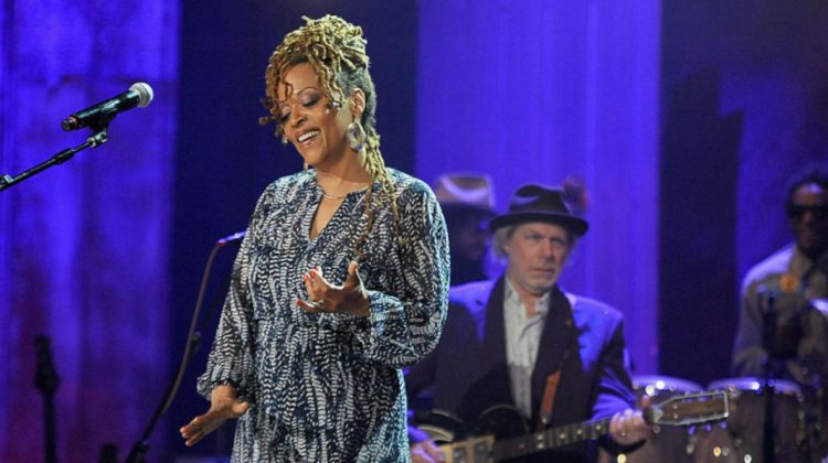 A murit celebra cântăreață americană de jazz, Cassandra Wilson