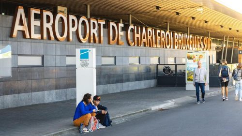 Greva controlorilor de trafic aerian perturbă zborurile la Charleroi: Protestul ar putea continua până în octombrie