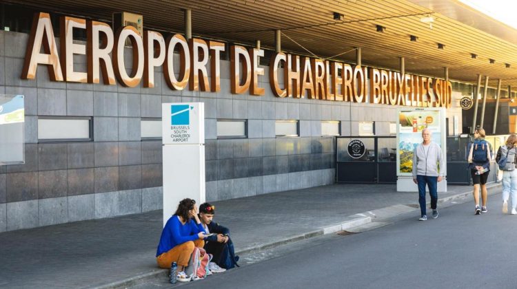 Greva controlorilor de trafic aerian perturbă zborurile la Charleroi: Protestul ar putea continua până în octombrie