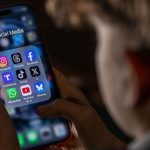 TikTok, Instagram, Facebook și YouTube, interzise copiilor sub 13 ani în UE: Actul, adoptat de Comisia Europeană