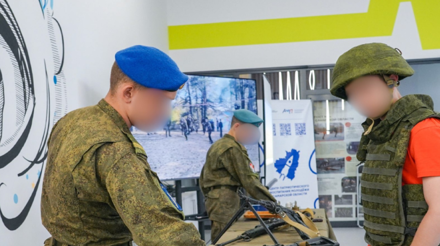 Copiii din Transnistria, participanți la programe rusești de „educație patriotică”. Promo-Lex: Sunt supuși riscurilor