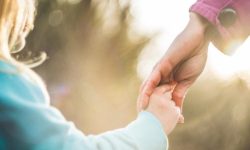368 de copii din Chișinău se află în grija tutorilor și curatorilor. Care sector are cei mai mulți