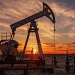 UE se gândește să taxeze profiturile companiilor petroliere, în plină criză a prețurilor