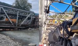VIDEO Un pod din România s-a prăbușit. Traficul a fost deviat