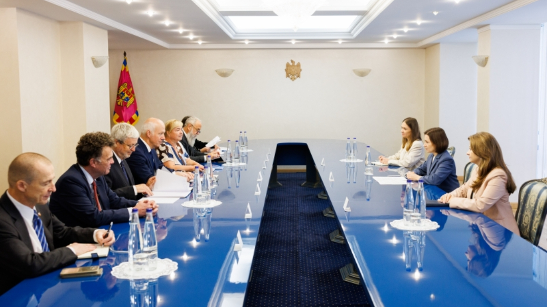 Maia Sandu s-a întâlnit cu o delegație a Senatului Cehiei. Aderarea Moldovei la UE, pe agendă
