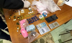 VIDEO Curier de droguri, încătușat în Chișinău. Riscă până la 15 ani de închisoare
