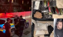 VIDEO Captură de droguri de circa 12 kg, ridicată de polițiști: Doi bărbați din Ucraina, plasați în arest