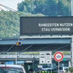 Granița dintre Germania și Elveția, închisă! Câinii au semnalat explozibil într-o mașină