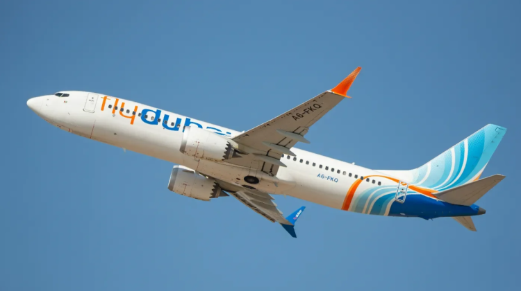 Alertă! Un Boeing 737 Flydubai cu 180 de oameni la bord a transmis codul unei posibile deturnări
