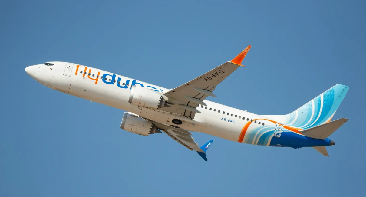 Alertă! Un Boeing 737 Flydubai cu 180 de oameni la bord a transmis codul unei posibile deturnări