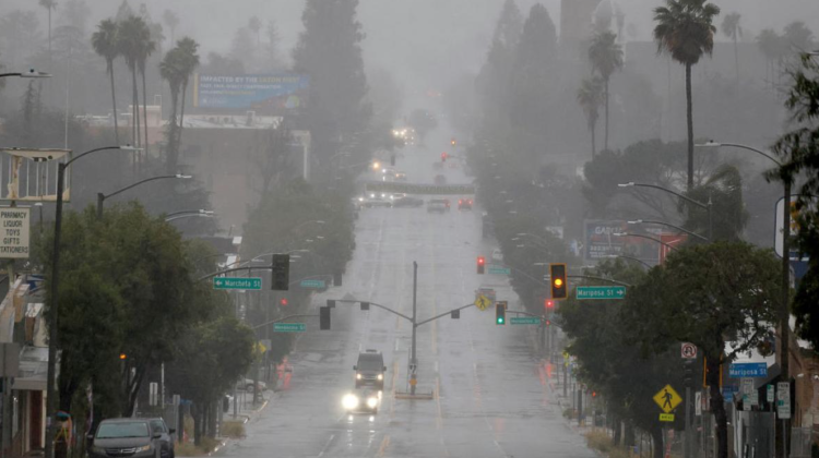 California a declarat stare de urgență înaintea fenomenului El Niño: Sunt așteptate furtuni și inundații