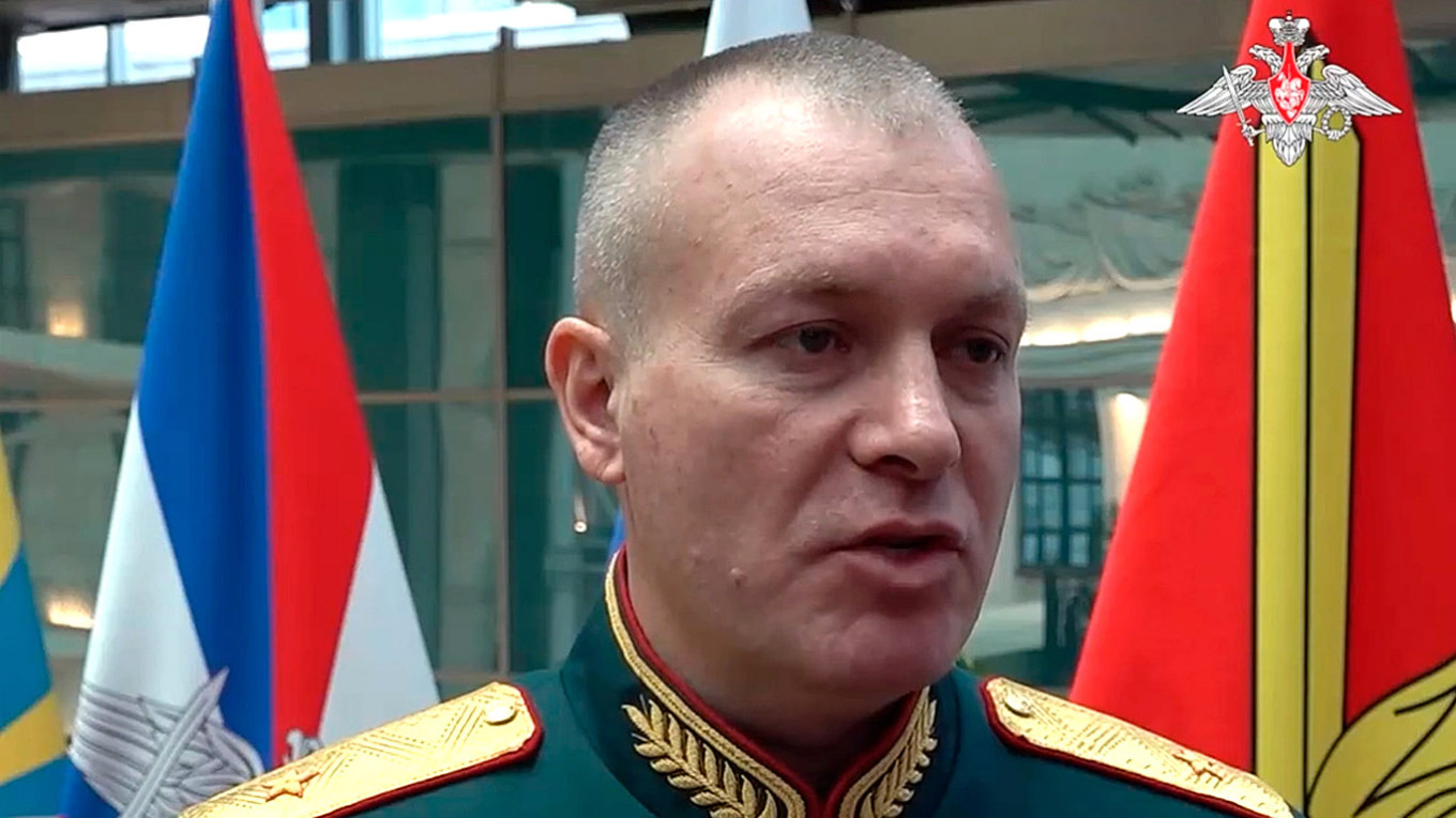 Un general rus decorat de Putin pentru capturarea unui oraș ucrainean a murit în Donețk