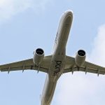 Probleme pe aeroporturile din Marea Britanie. Aproximativ 200 de zboruri au fost anulate, iar altele au avut întârzieri