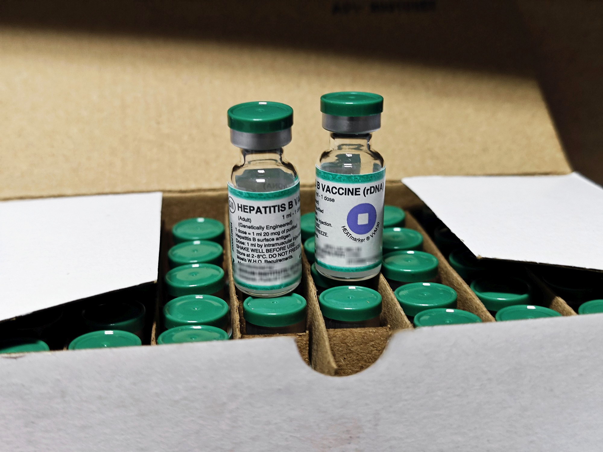 Peste 13 mii de doze de vaccin împotriva hepatitei B au ajuns în Moldova