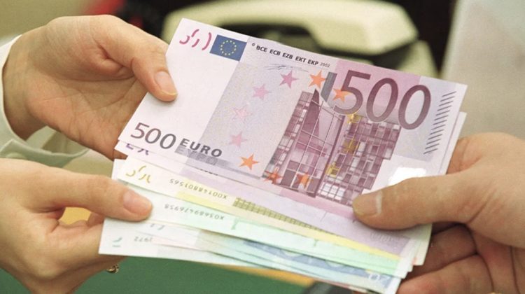 Moldova împrumută 344 de milioane de euro pentru modernizarea drumurilor: Acordul a fost semnat la Chișinău