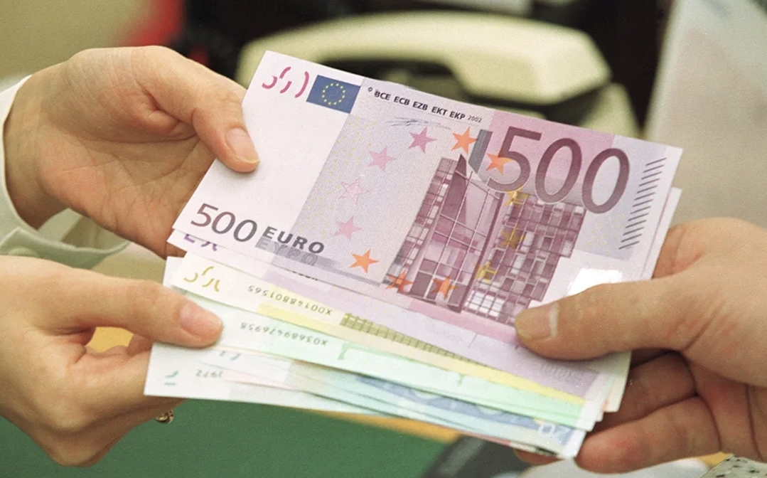 Moldova împrumută 344 de milioane de euro pentru modernizarea drumurilor: Acordul a fost semnat la Chișinău