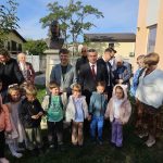 Grigore Vieru, între memorie și poezie. Bustul poetului, inaugurat la Iași, la grădinița care îi poartă numele