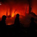 Noapte de foc la Kiev, după un atac puternic cu rachete balistice. Decese, incendii și distrugeri în mai multe sectoare