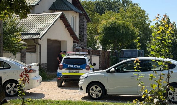 Tragedia de la Măgdăcești: Bărbatul care și-ar fi împușcat soția avea ordin de restricție. Cuplul era în prag de divorț