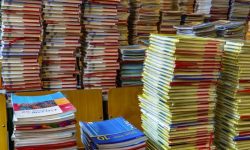 Ministerul Educației: Manualele școlare din Moldova au o vechime medie de 3,9 ani