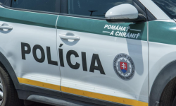 Atac într-o şcoală din Slovacia. Un elev a înjunghiat mortal o profesoară, chiar în sala de clasă