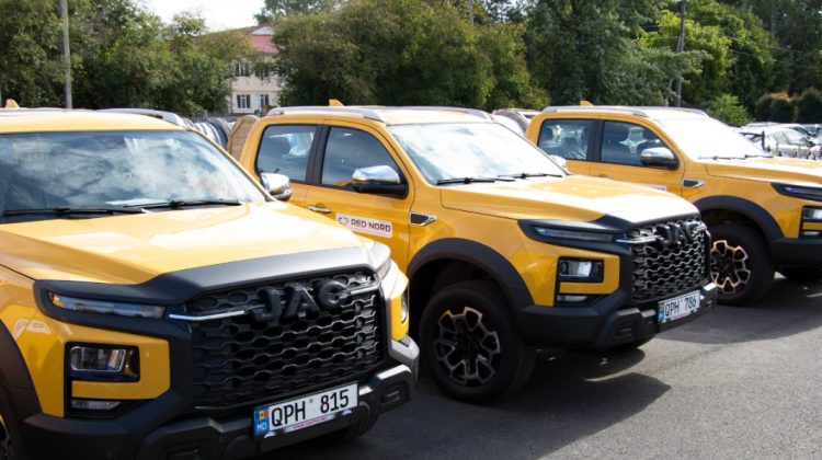 FOTO RED-Nord își înnoiește parcul auto: Autovehicule noi pentru echipele de intervenție