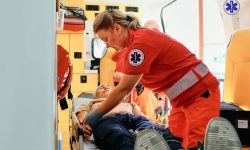 Ambulanța, solicitată de aproape 15 mii de ori într-o singură săptămână. Cele mai frecvente urgențe