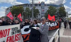VIDEO Tinerii din Germania ies în stradă: Proteste împotriva revenirii serviciului militar obligatoriu