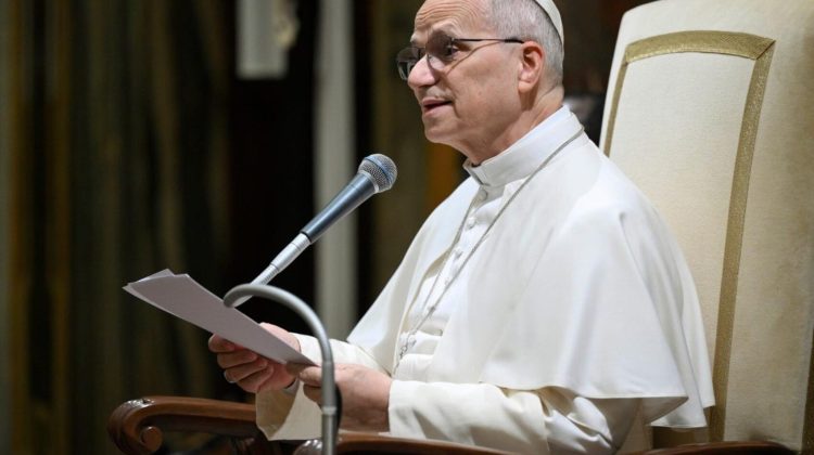 Vaticanul trage un nou semnal de alarmă privind inteligența artificială: Viitorul umanității este în joc