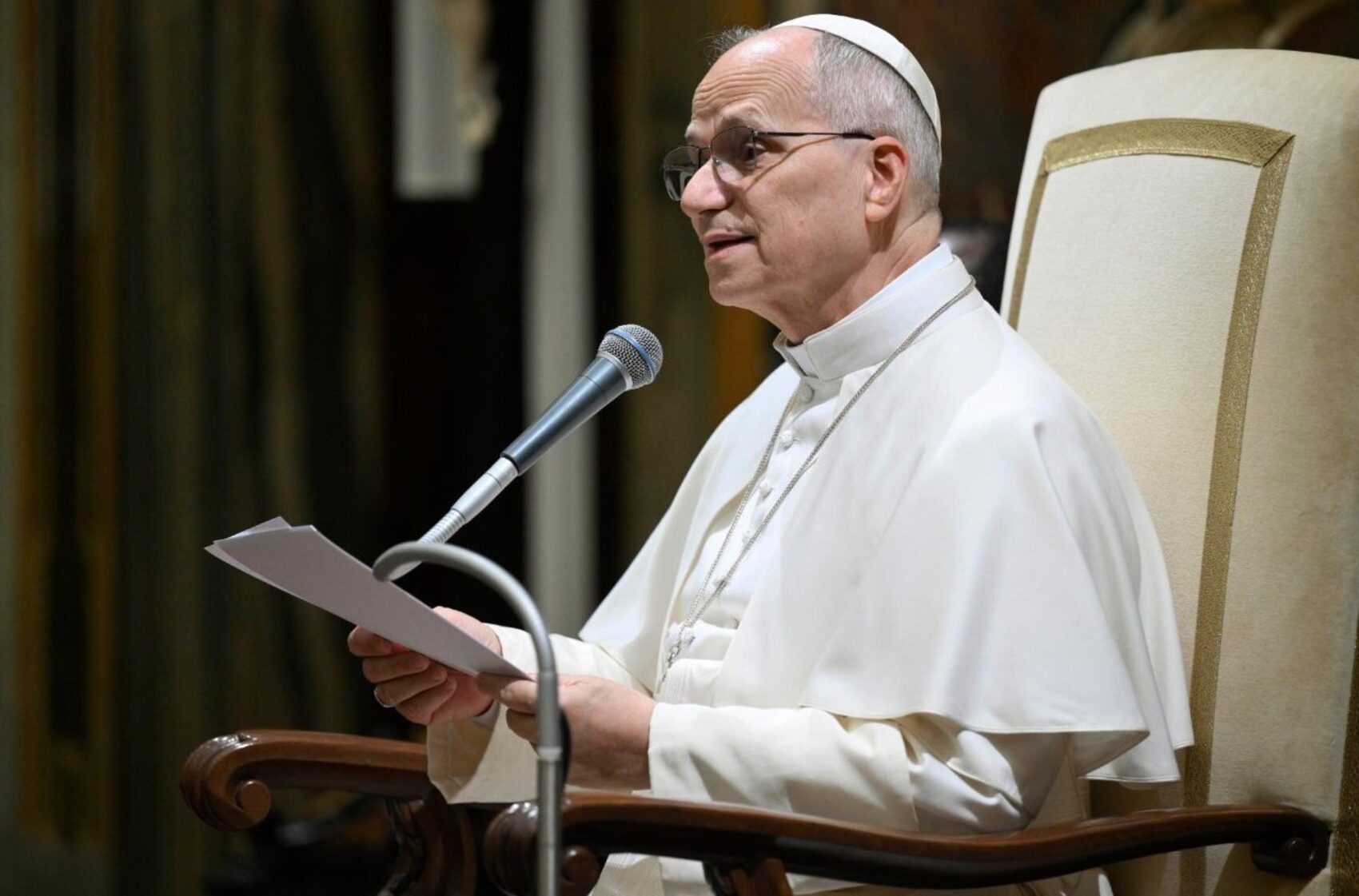 Vaticanul trage un nou semnal de alarmă privind inteligența artificială: Viitorul umanității este în joc