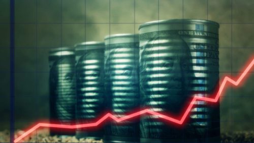 Petrolul sare peste pragul de 100 de dolari pe baril, pe fondul escaladării conflictului din Orientul Mijlociu