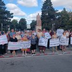 Protest la Bender înaintea ședinței CUC. Manifestanții acuză Chișinăul de presiuni economice