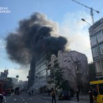 Rusia a lovit Kievul cu drone: o femeie a murit, iar clădirea Academiei de Științe a fost cuprinsă de flăcări