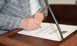 Trei procurori noi în instituțiile raionale! Au depus jurământul solemn la CSP