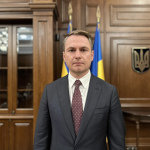 Procurorul general al Ucrainei, Ruslan Kravchenko, demisionează în urma unui scandal de corupţie