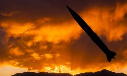Coreea de Nord a lansat, duminică, două rachete în Marea Japoniei. Coreea de Sud şi Japonia au intrat în alertă