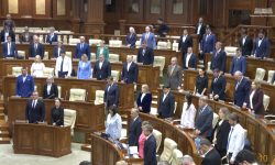 Minut de reculegere în Parlament în memoria victimelor atentatelor din 11 septembrie 2001