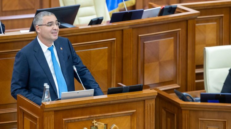 VIDEO Renato Usatîi: Guvernul trebuia să acționeze cu luni înainte pentru a preveni criza carburanților și gazelor